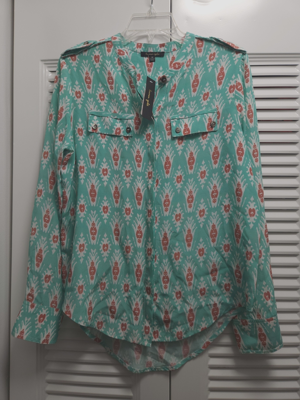 NWT Lauren Gold 100% Silk Women’s M Blouse Aqua Green Abstract Multicolor Print
